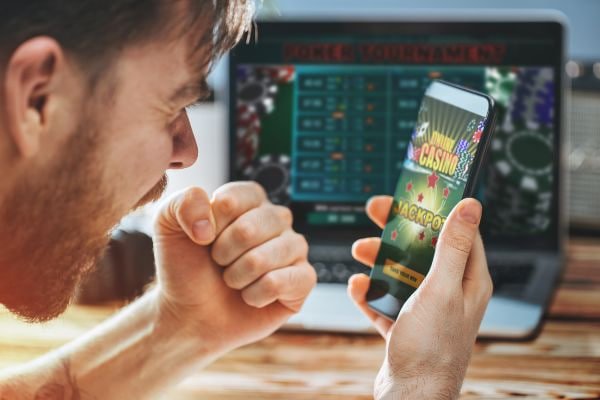 juta33 Meja Live Casino Dengan Dealer Sebenar